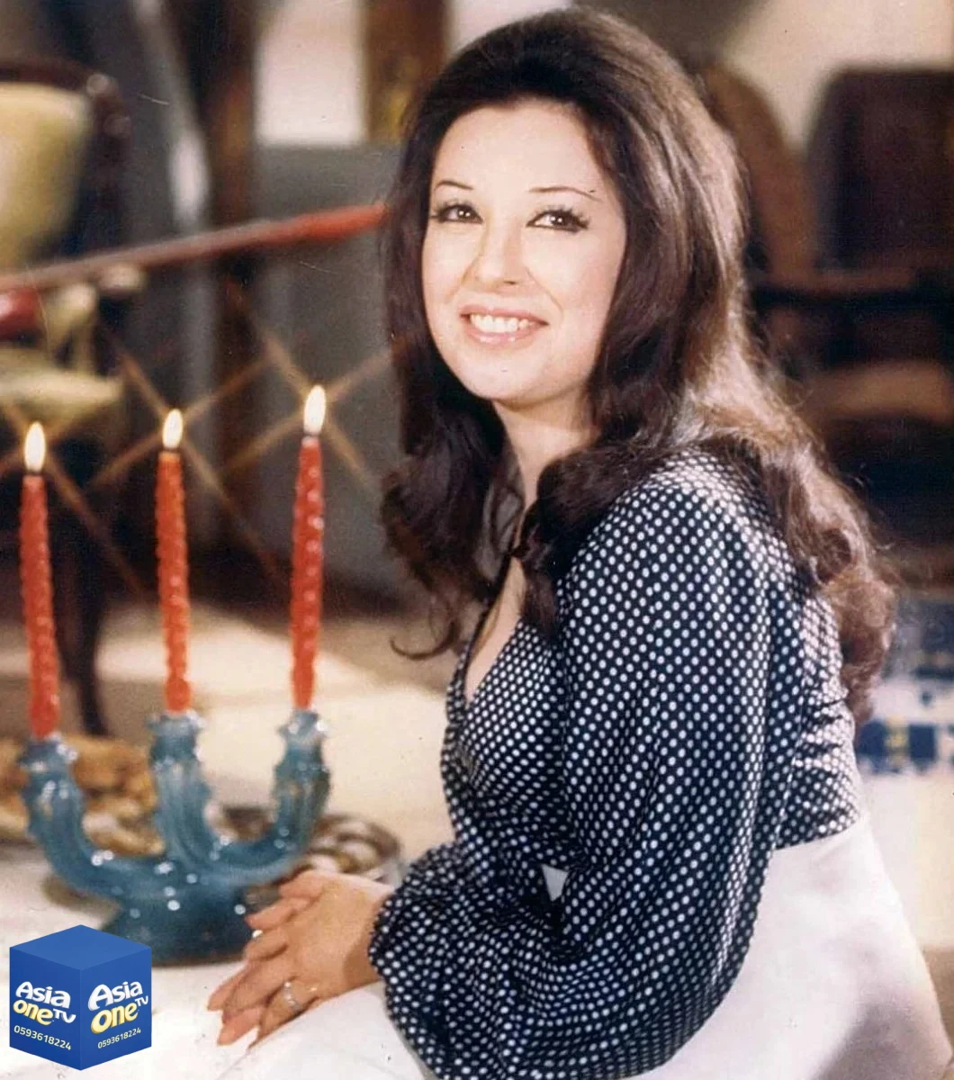 نجاة الصغيرة أول مطربة تحصل على جائزة الشيخ زايد لشخصية العام الثقافية